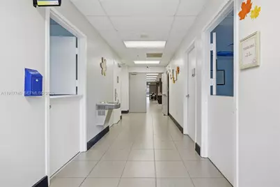 8527 Pines Blvd, Pembroke Pines, FL 33024 - Photo 33