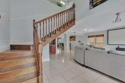 815 NW 126th Ct, Miami, FL 33182 - Photo 11