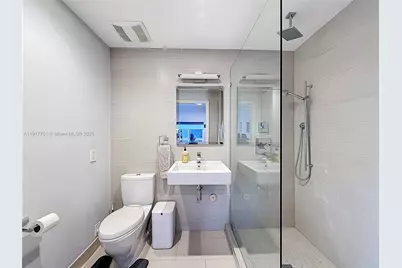 1031 N 16th Ave, Hollywood, FL 33020 - Photo 17