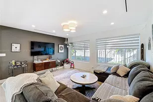 1031 N 16th Ave, Hollywood, FL 33020 - Photo 9