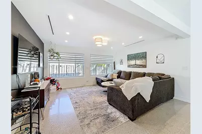 1031 N 16th Ave, Hollywood, FL 33020 - Photo 7