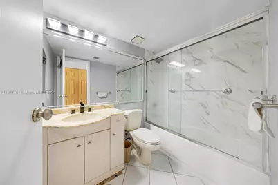 7601 E Treasure Dr #1920, North Bay Village, FL 33141 - Photo 25