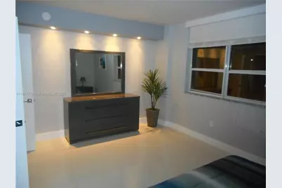 10185 Collins Ave #1403, Bal Harbour, FL 33154 - Photo 11