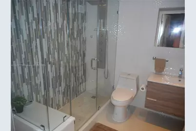 10185 Collins Ave #1403, Bal Harbour, FL 33154 - Photo 13