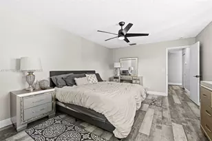 10997 Longboat Dr, Cooper City, FL 33026 - Photo 9