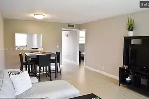 9230 Lagoon Pl, Davie, FL 33324 - Photo 3