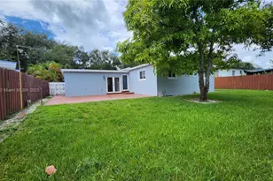 12535 NE Miami Pl, North Miami, FL 33161 - Photo 3