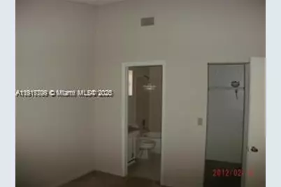 1318 White Pine Dr, Wellington, FL 33414 - Photo 5