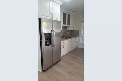 30 Phoenetia Ave #8, Coral Gables, FL 33134 - Photo 7