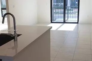 8363 NW 41st St, Doral, FL 33166 - Photo 5