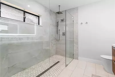 1250 NE 27th Ter, Pompano Beach, FL 33062 - Photo 21