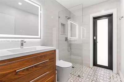 1250 NE 27th Ter, Pompano Beach, FL 33062 - Photo 25