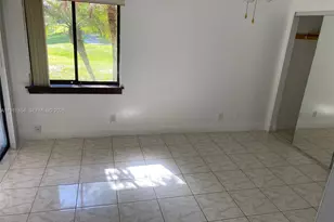 200 Wimbledon Lake Dr, Plantation, FL 33324 - Photo 7