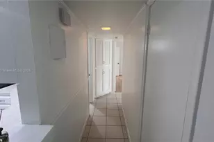 3105 Oakland Shores Dr, Oakland Park, FL 33309 - Photo 15