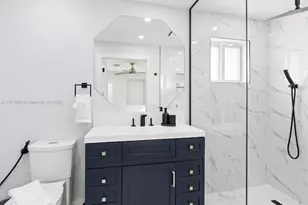 6820 SW 9th St, Pembroke Pines, FL 33023 - Photo 15