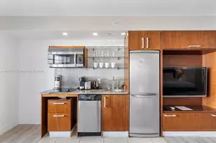 1024 Ocean Dr, Miami Beach, FL 33139 - Photo 19