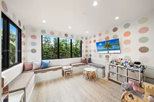 710 + 700 S Shore Dr, Miami Beach, FL 33141 - Photo 35