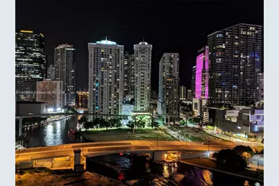 92 SW 3rd St #1904, Miami, FL 33130 - Photo 11