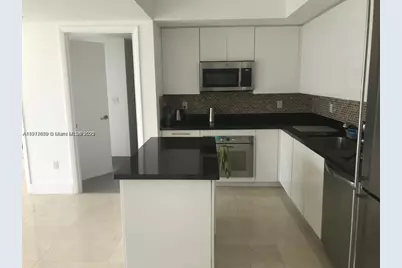 92 SW 3rd St #1904, Miami, FL 33130 - Photo 3