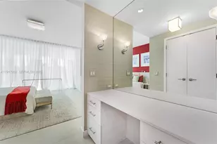 6899 Collins Ave, Miami Beach, FL 33141 - Photo 17