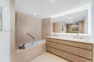 6899 Collins Ave, Miami Beach, FL 33141 - Photo 19