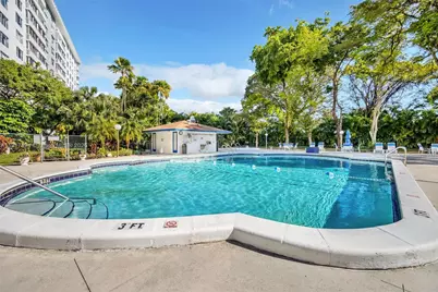 3800 Hillcrest Dr #709, Hollywood, FL 33021 - Photo 5