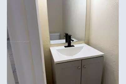 2310 W 60th St #9-G, Hialeah, FL 33016 - Photo 13