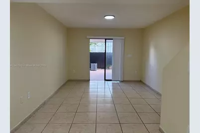 2310 W 60th St #9-G, Hialeah, FL 33016 - Photo 3