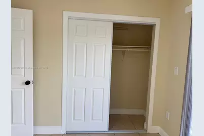 2310 W 60th St #9-G, Hialeah, FL 33016 - Photo 11