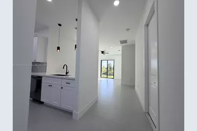 1144 Mobley St E, Lehigh Acres, FL 33974 - Photo 5