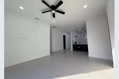 1144 Mobley St E, Lehigh Acres, FL 33974 - Photo 13