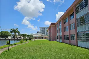 18555 NE 14th Ave, Miami, FL 33179 - Photo 1