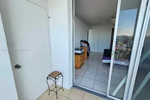 1200 NE Miami Gardens Dr, Miami, FL 33179 - Photo 11