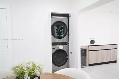 6236 SW 11th St, West Miami, FL 33144 - Photo 5