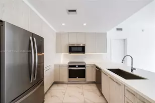 2000 Metropica Wy, Sunrise, FL 33323 - Photo 29