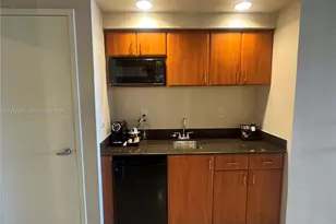 18001 Collins Ave, Sunny Isles Beach, FL 33160 - Photo 17
