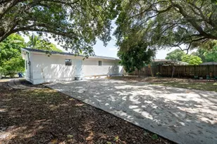 2250 NW 154th St, Miami Gardens, FL 33054 - Photo 9