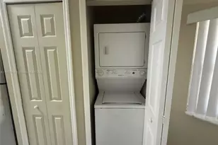 2911 SE 13th Rd, Homestead, FL 33035 - Photo 15