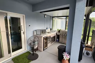 2271 SW Arlington Dr SW, Vero Beach, FL 32968 - Photo 17