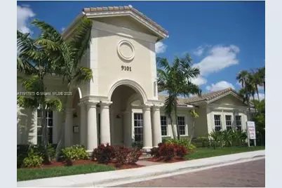 9247 Chambers St, Tamarac, FL 33321 - Photo 9