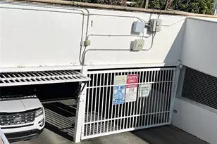 2681 N Flamingo Rd, Sunrise, FL 33323 - Photo 45