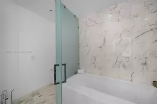 851 NE 1st Ave, Miami, FL 33132 - Photo 21
