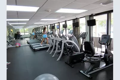 10185 Collins Ave #1002, Bal Harbour, FL 33154 - Photo 25