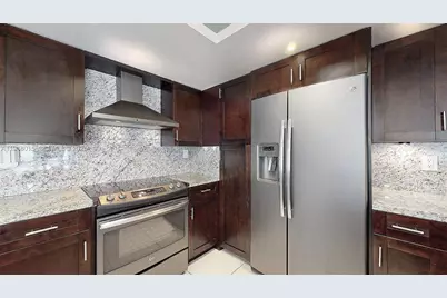 1000 Parkview Dr #431, Hallandale Beach, FL 33009 - Photo 19