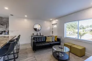 5841 NE 3rd Ave, Oakland Park, FL 33334 - Photo 3