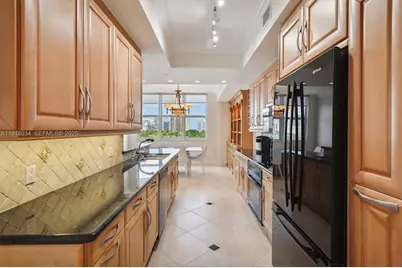 9751 E Bay Harbor Dr #7A, Bay Harbor Islands, FL 33154 - Photo 5