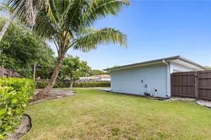 8910 NE 9th Ct, Miami, FL 33138 - Photo 31