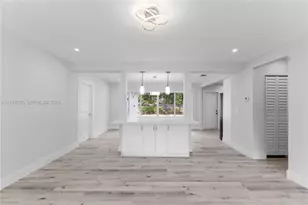 8910 NE 9th Ct, Miami, FL 33138 - Photo 15