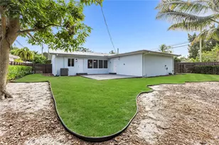 8910 NE 9th Ct, Miami, FL 33138 - Photo 29