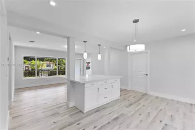 8910 NE 9th Ct, Miami, FL 33138 - Photo 5